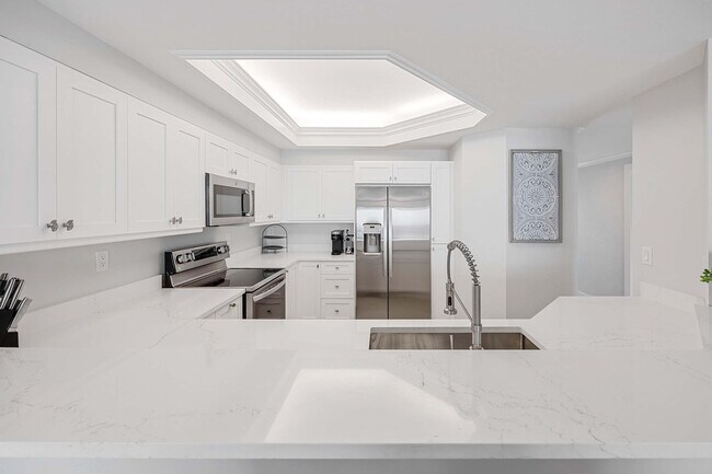 Building Photo - 9700 Gulf Shore Dr