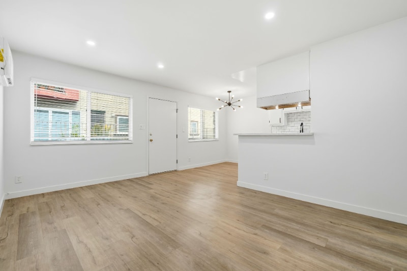 Building Photo - 5549 Fulcher Ave