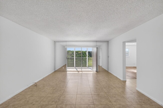 Building Photo - 3502 Bimini Ln