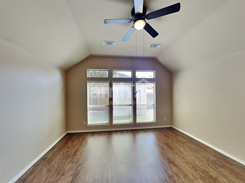 Building Photo - 13022 Golden Water Ct