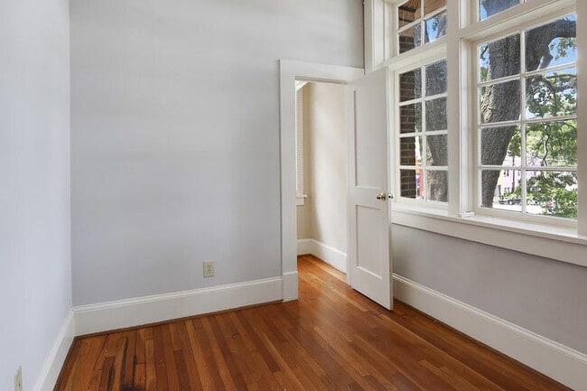 Building Photo - 229 Ponce De Leon Ave NE