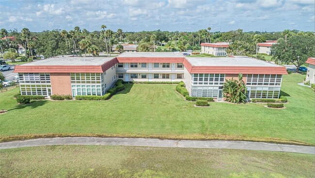 Building Photo - 69 Royal Oak Ct