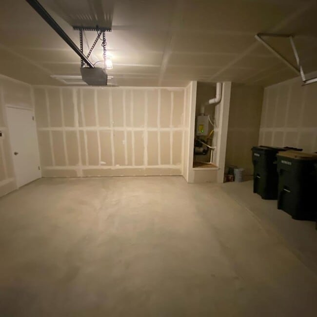 Building Photo - 182 Eagle Mountain Trl1