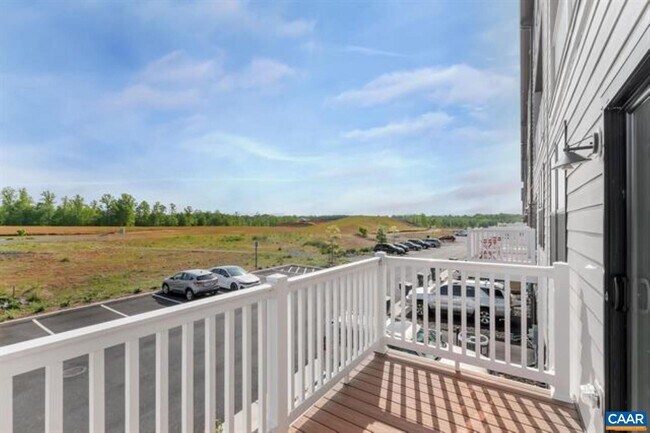 Building Photo - 828 Wesley Ln
