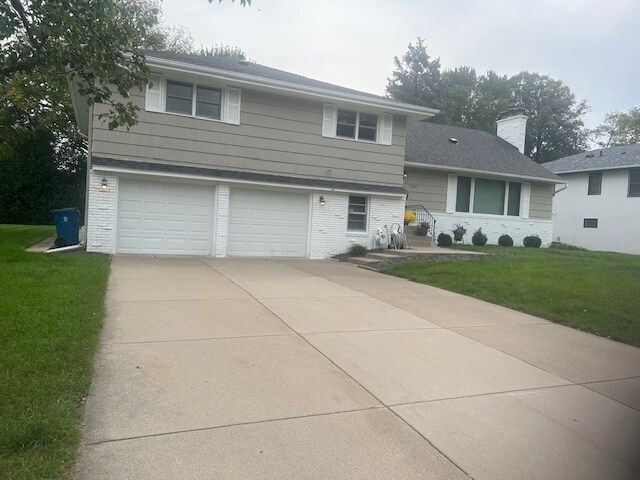Building Photo - 6625 Brittany Rd