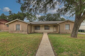 Building Photo - 334/336 Craddock