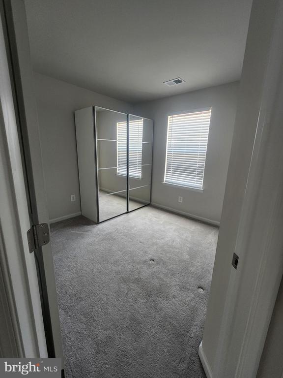 Building Photo - 154 Seldovia Dr