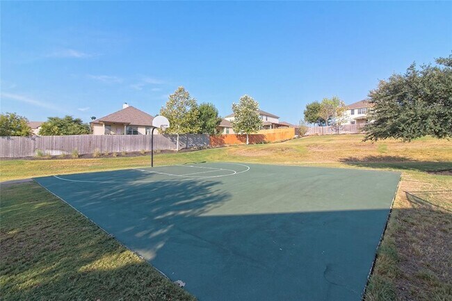 Building Photo - 161 Flexus Ln