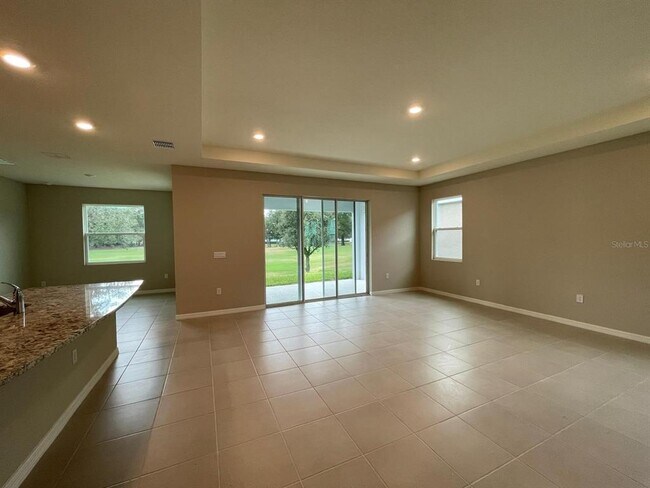 Building Photo - 4970 NW 39th Lp