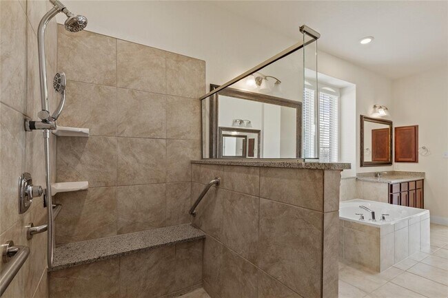 Building Photo - 5704 Monrovia Ln