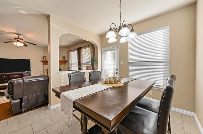 Building Photo - 14815 Frisco Ranch Dr