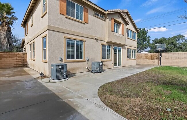 Building Photo - 6825 Tahoe Way