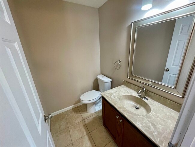 Building Photo - 84 C St