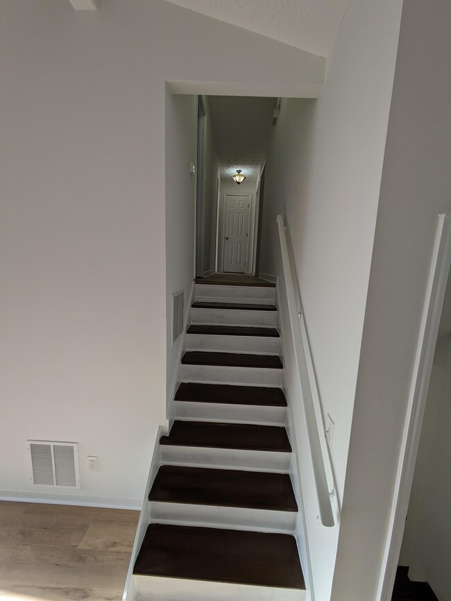 Building Photo - 810 Allatoona Crest