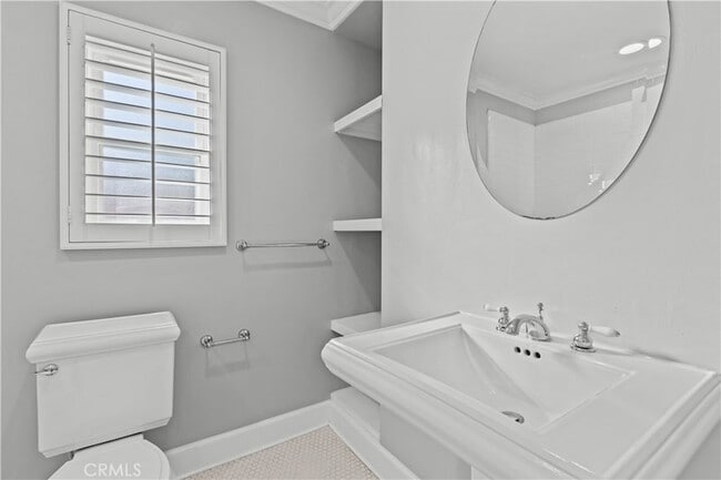 Building Photo - 11147 Hortense St