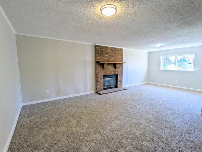 Building Photo - 6672 Ellworth Ridge Ct