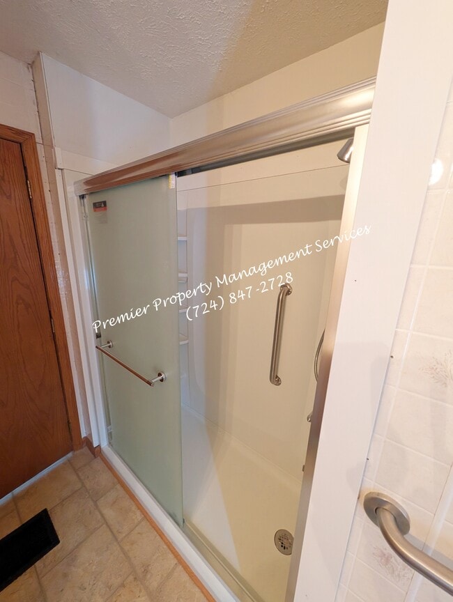 Building Photo - 5684 Sandy Lake Polk Rd