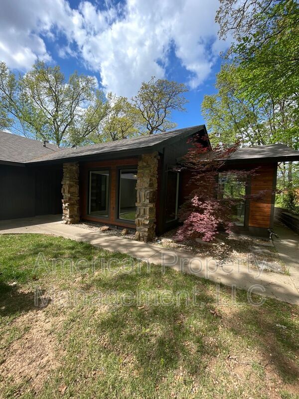 Building Photo - 3711 E 108th St