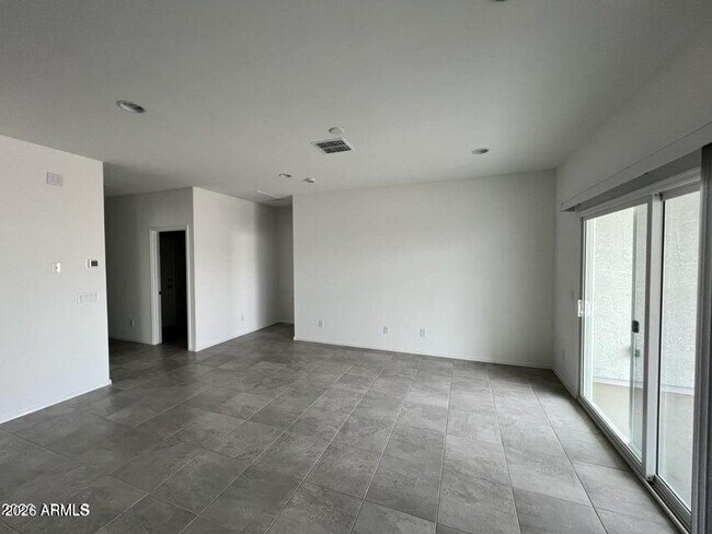 Building Photo - 3532 Sequoia St