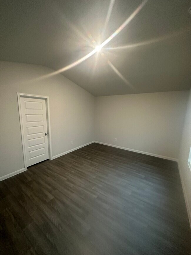 Building Photo - 59 Road 51026 Cleveland TX  77327