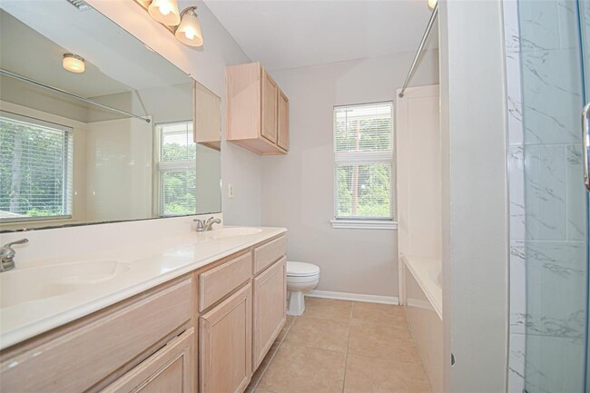 Building Photo - 2203 Friarwood Trail