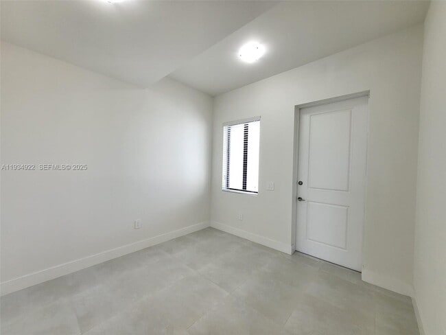 Building Photo - 19011 SW 344th Ter