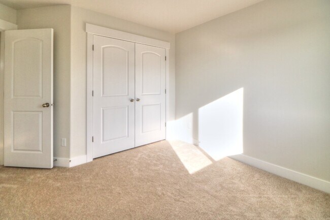 Building Photo - Single Family Home in the Exchange community