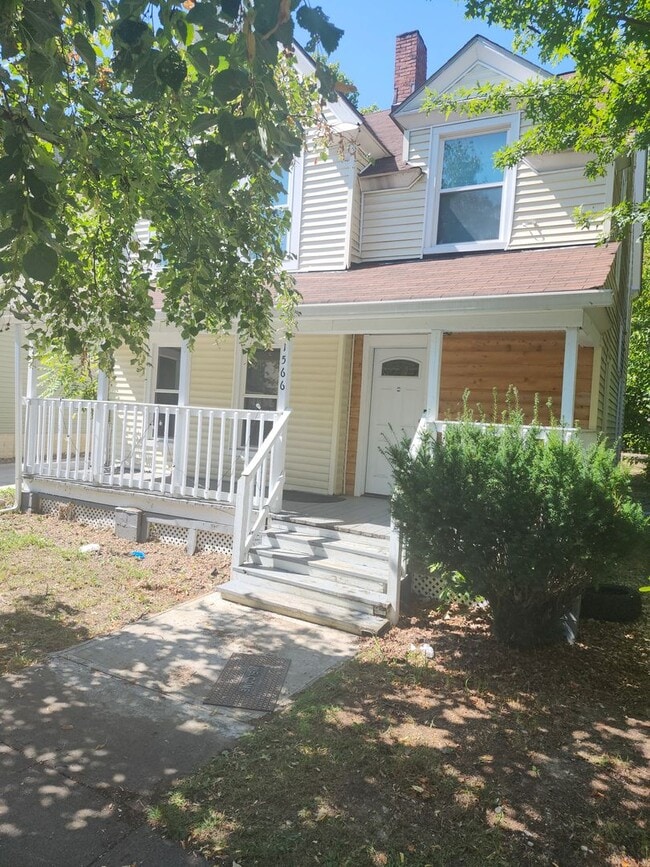 Building Photo - 1566 Winchester Ave