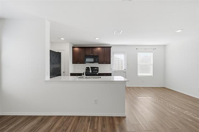 Building Photo - 1527 Deerchase Dr