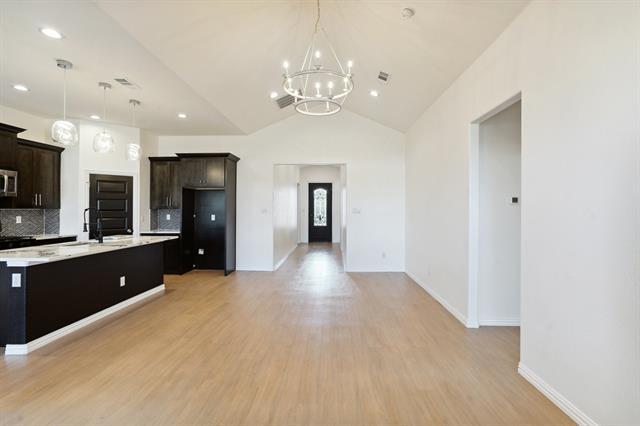 Building Photo - 2114 Spikes St