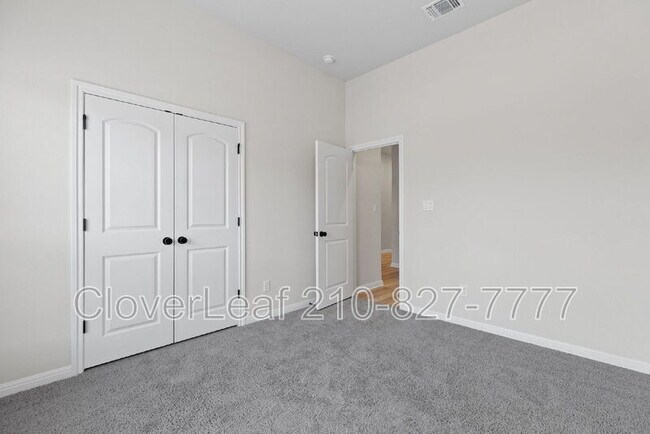 Building Photo - 200 Swinging H Ln