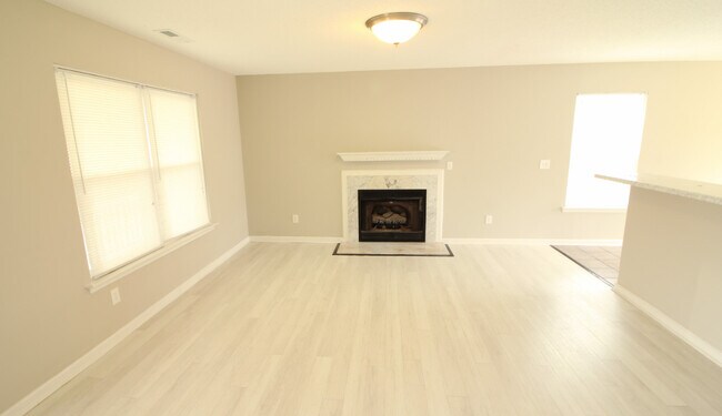 Building Photo - Great 3/2.5 East Durham Home with Fenced in Yard!