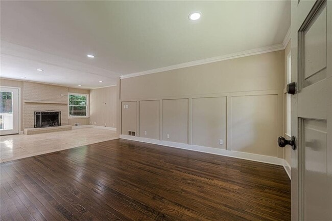 Building Photo - 2151 Zelda Dr NE