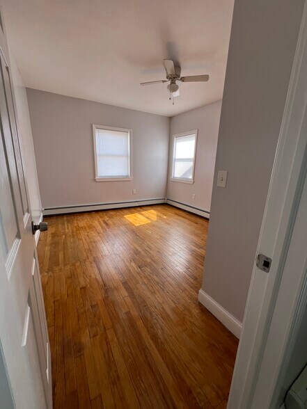Building Photo - 982 Dixwell Ave