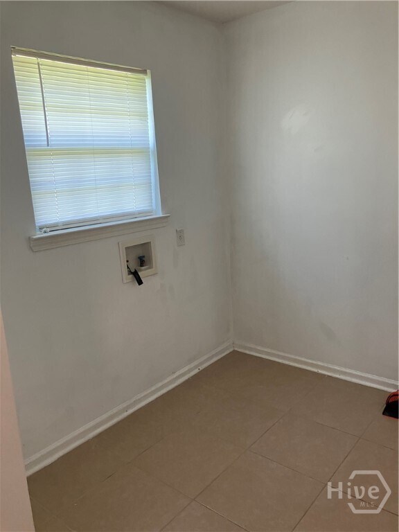 Building Photo - 164 River Bend Dr