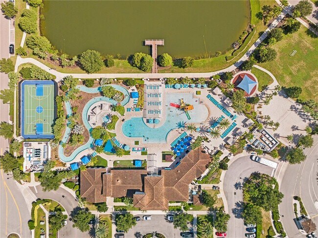 Building Photo - 1905 Majorca Dr