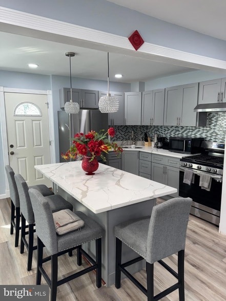 Building Photo - 400 N Massachusetts Ave