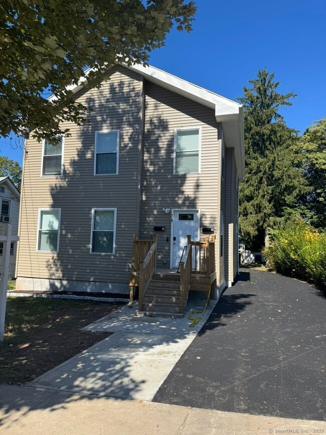 Primary Photo - 23 Silver St