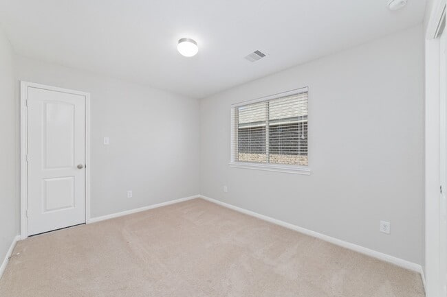 Building Photo - 11911 Cittanova Dr