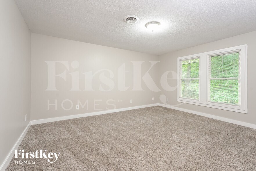 Building Photo - 8832 Belhaven Ct