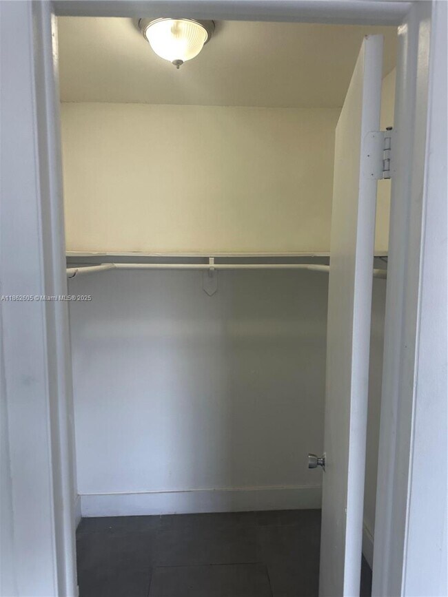 Building Photo - 3536 NE 168th St