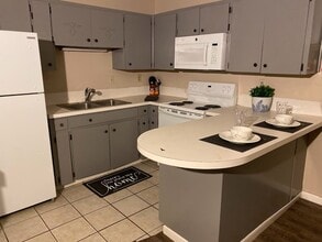 Building Photo - 401 Willett Pl Blvd