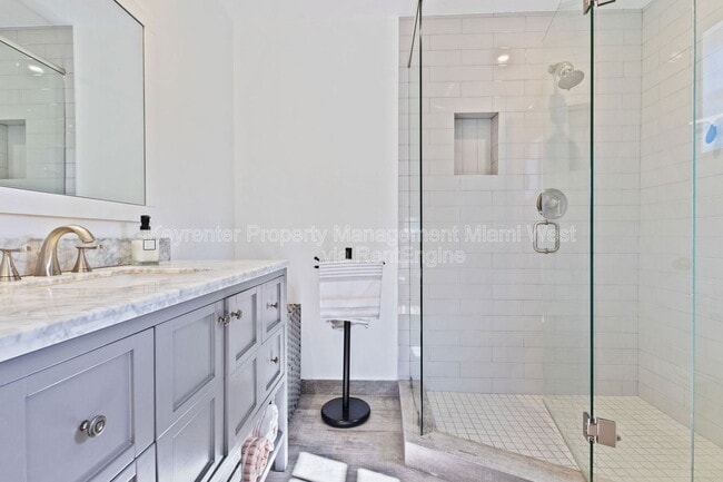 Building Photo - 19831 SW 81st Ct