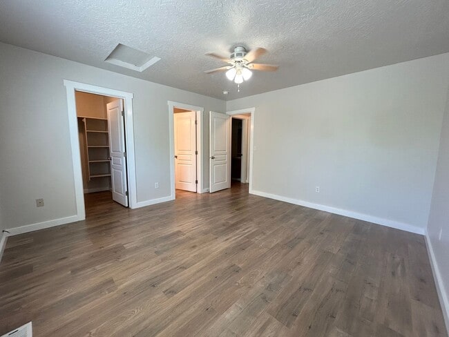 Building Photo - Beautiful4 Bedroom Home in Kuna