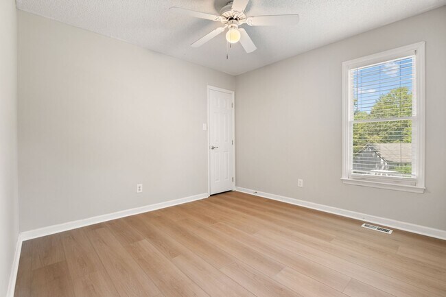 Building Photo - 2909 Buckboard Ln