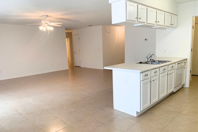 Building Photo - 499 Spring Brook Ln