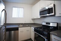 Building Photo - 6600 Yucca