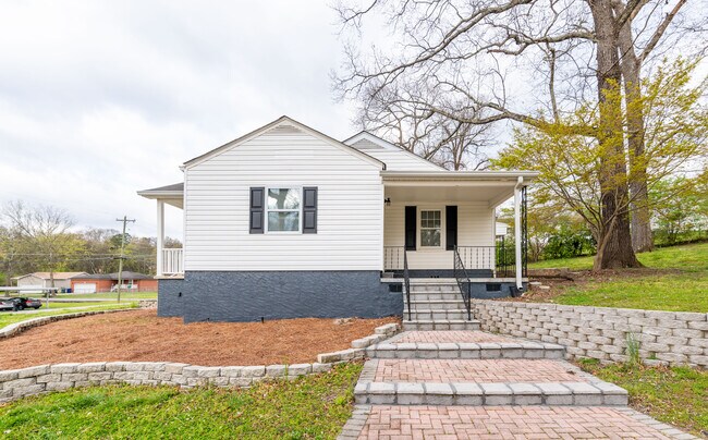 Building Photo - 1503 Ely Rd