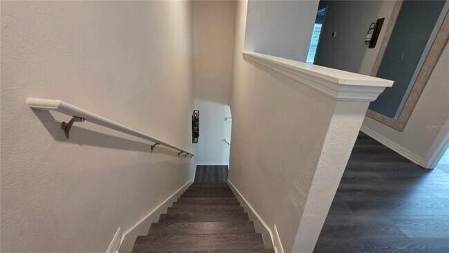 Building Photo - 16221 Admirals Cove Ln