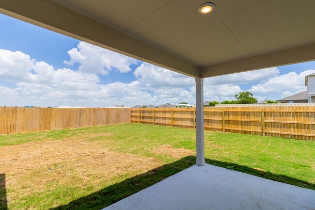 Building Photo - 5601 Bellissima Way